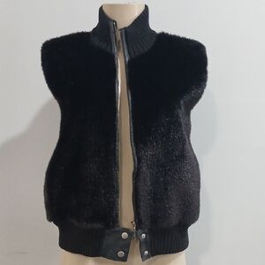 Black Faux Fur Vest, By Lisa, Sz M, new With Tags